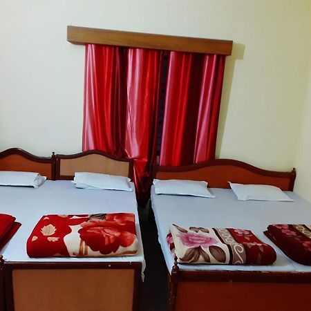 Hotel Jagat Raj, Sitapur Sitapur  Extérieur photo